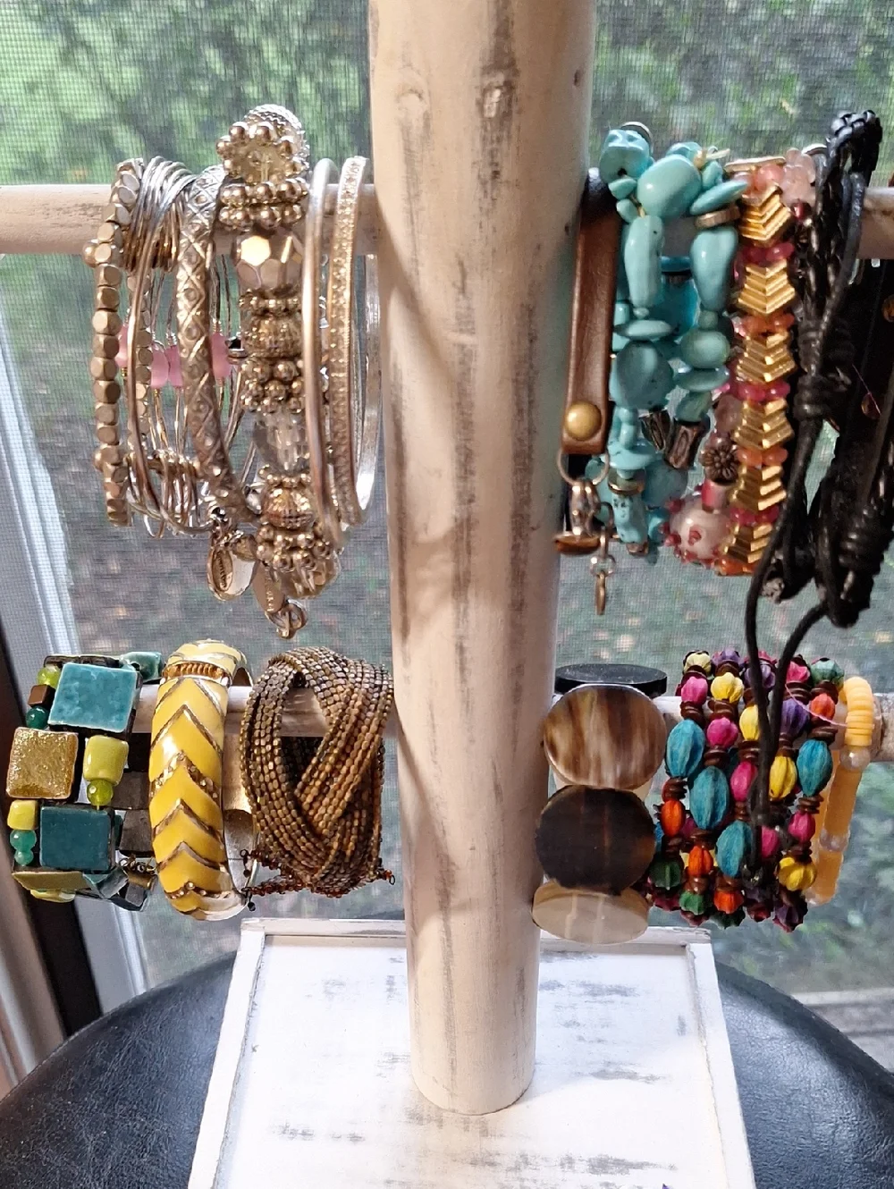 40 LOT NECKLACES & BRACELETS Bundles Bohemian Hippie FLIRT GREAT Variety